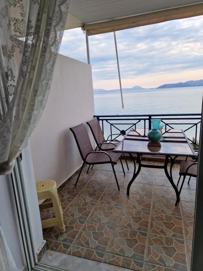 Korinthian Sea View Apartment Nerantza Bagian luar foto