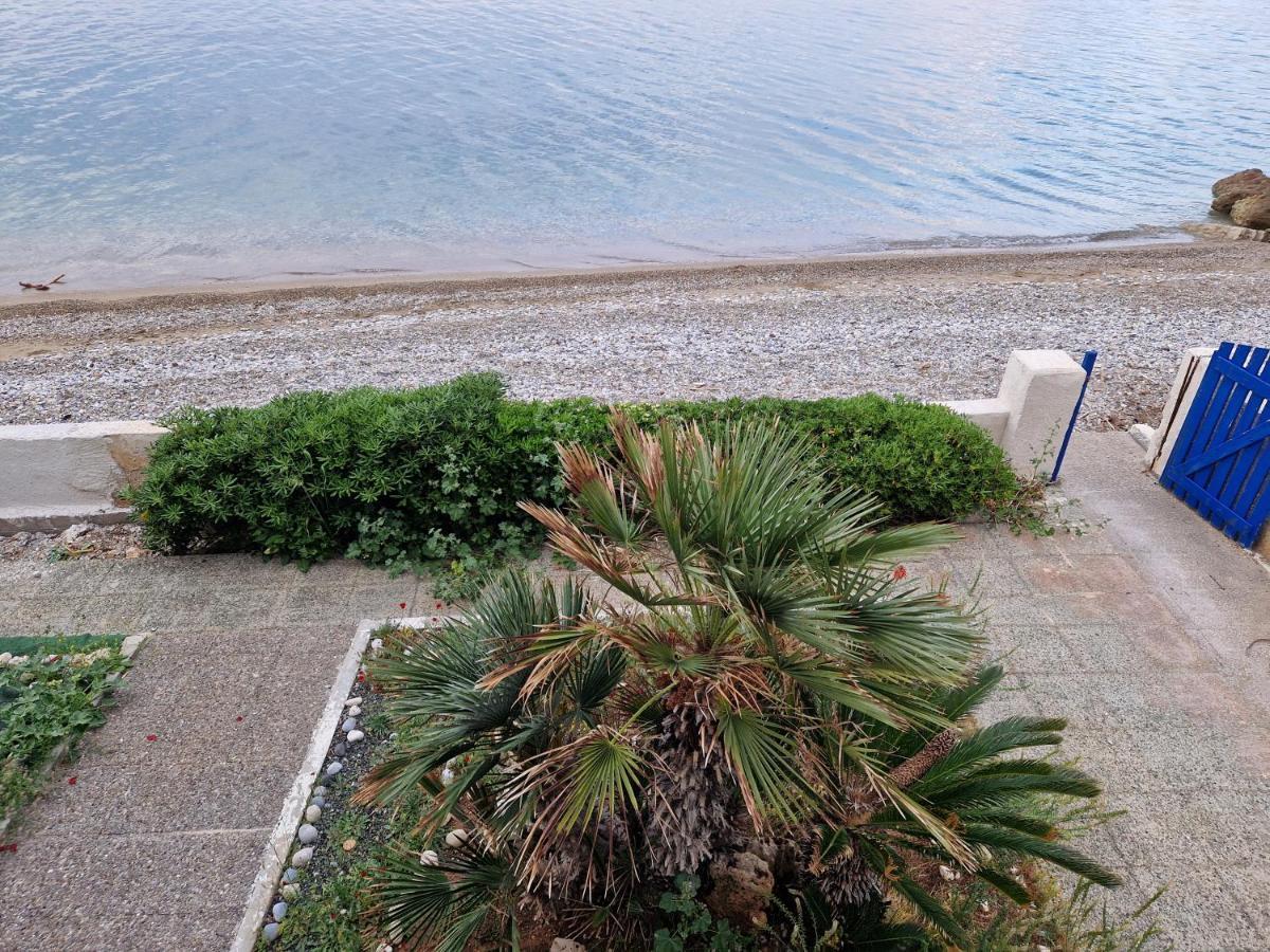 Korinthian Sea View Apartment Nerantza Bagian luar foto