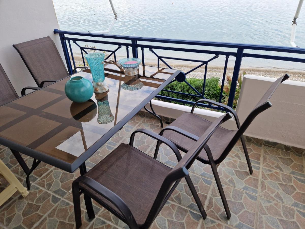 Korinthian Sea View Apartment Nerantza Bagian luar foto