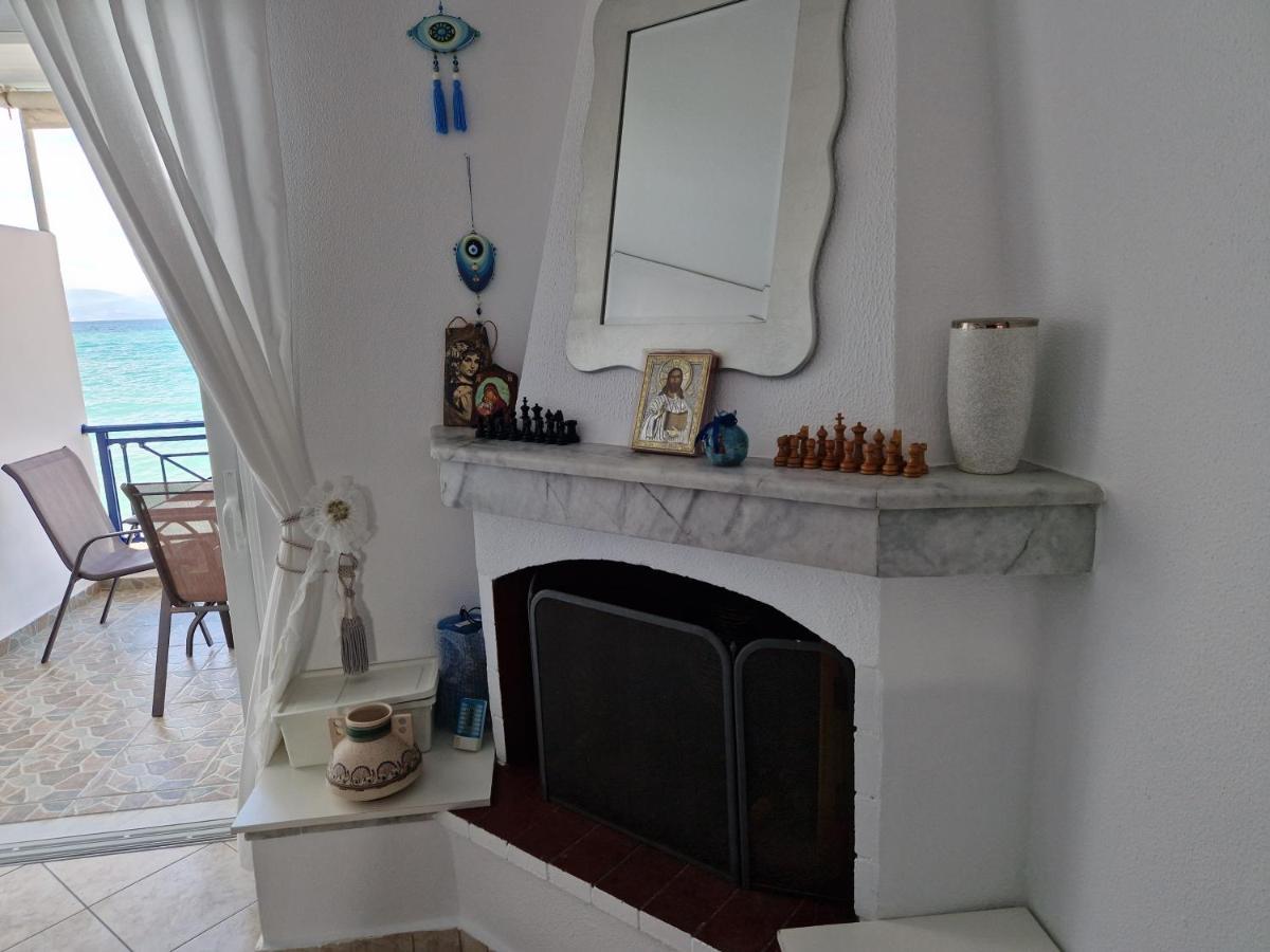 Korinthian Sea View Apartment Nerantza Bagian luar foto